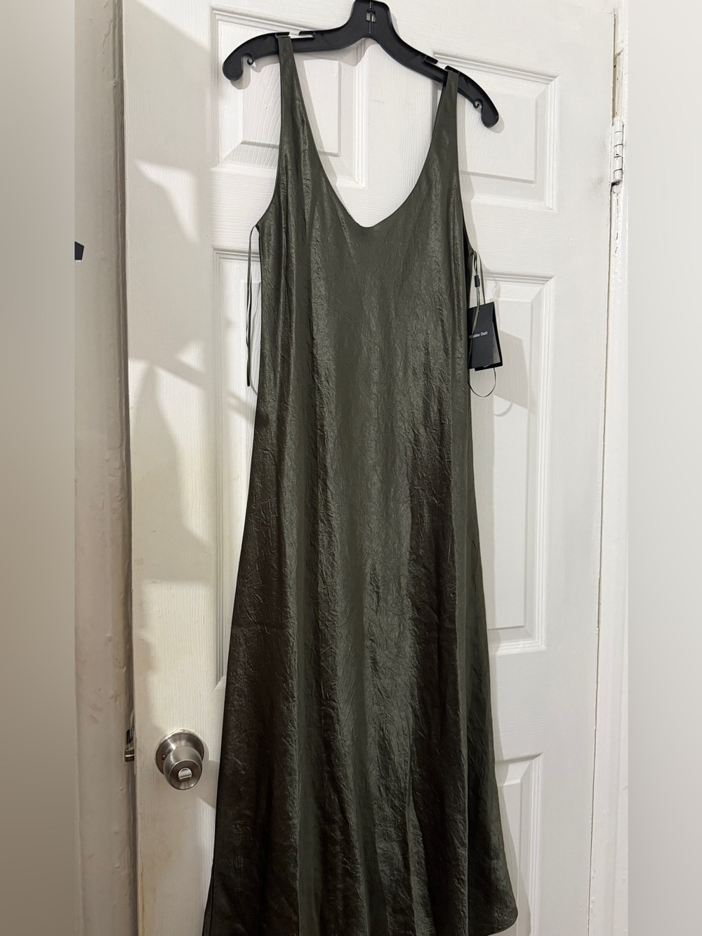 Massimo Dutti LONG FLOWING SATIN DRESS W Scoop Neck Olive Green - Women - Picture 2 of 3